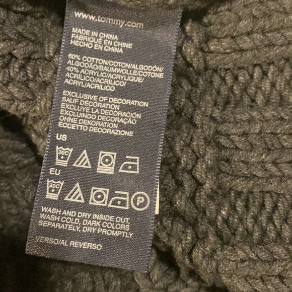 𝅺TOMMY Hilfiger Charcoal Gray Turtleneck Cape, Size OS. Like New. - Picture 6 of 12